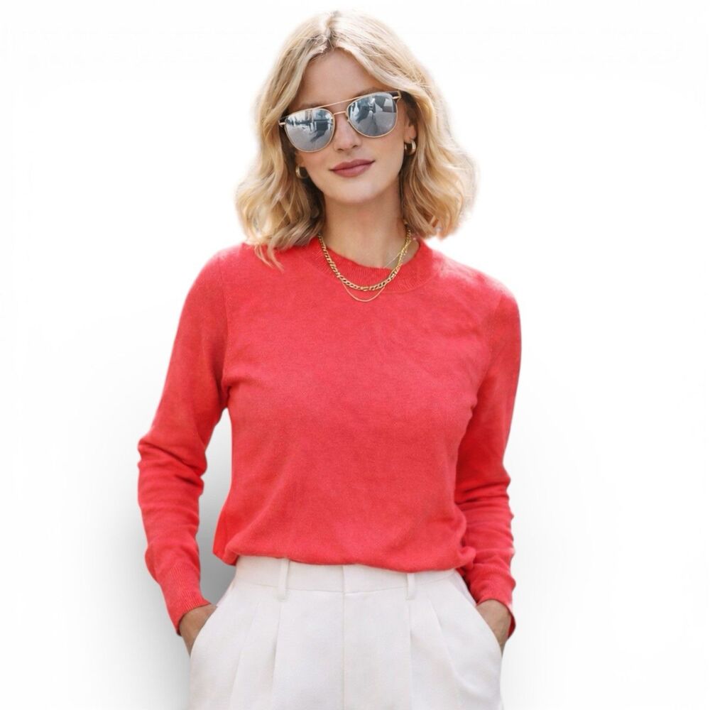 J Crew Bright Pink Classic Fit‎ Crewneck Cashmere Sweater